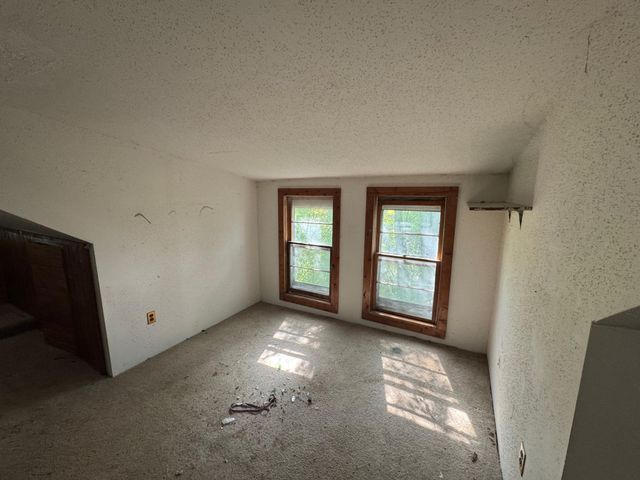 73 2nd Street SE, Blackduck, MN 56630