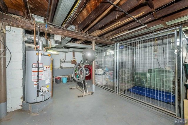 626 Kent Avenue, Teaneck, NJ 07666