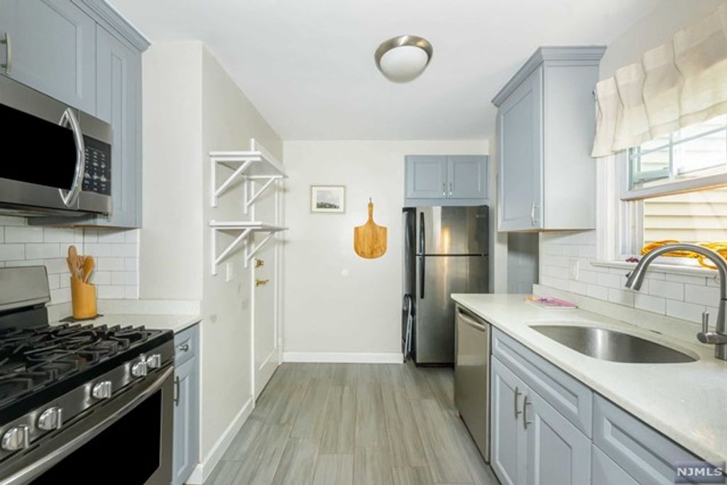 626 Kent Avenue, Teaneck, NJ 07666