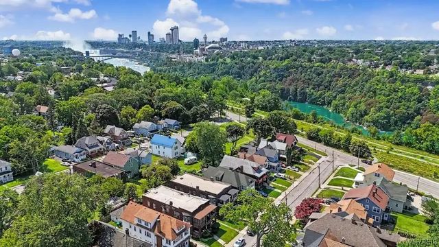 616 Chilton Avenue, Niagara Falls, NY 14301