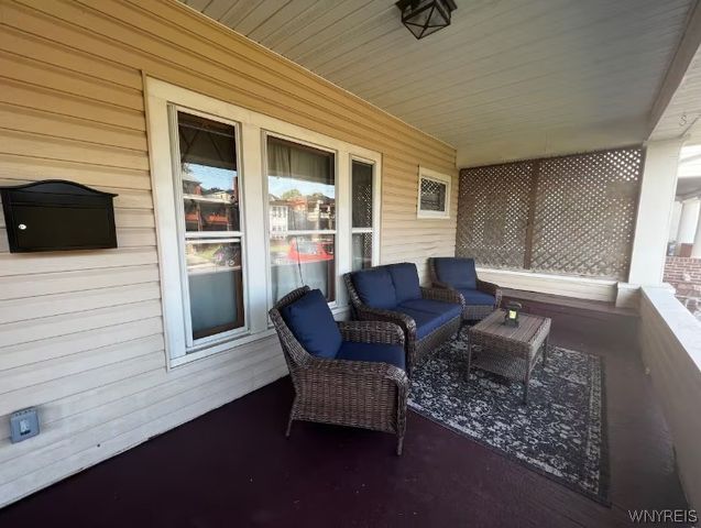 616 Chilton Avenue, Niagara Falls, NY 14301