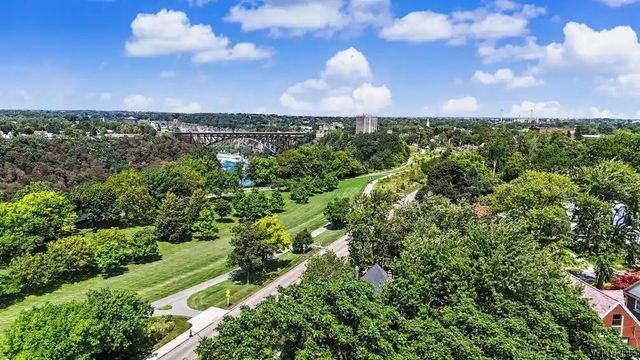 616 Chilton Avenue, Niagara Falls, NY 14301