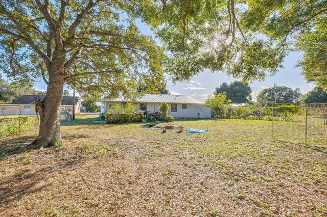 3147 Naylor Terrace, Fort Pierce, FL 34982