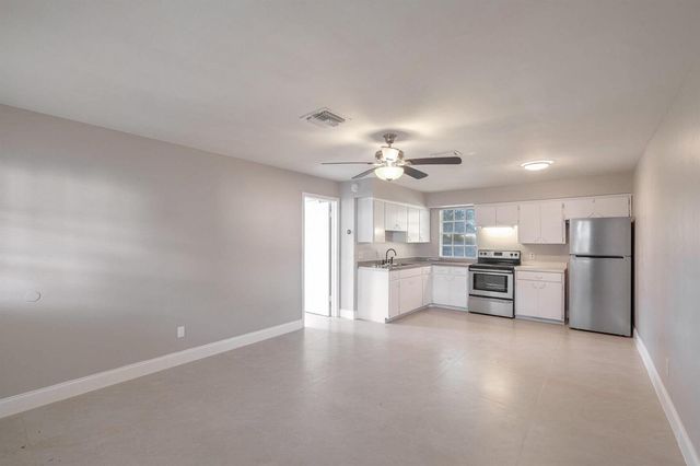 3147 Naylor Terrace, Fort Pierce, FL 34982