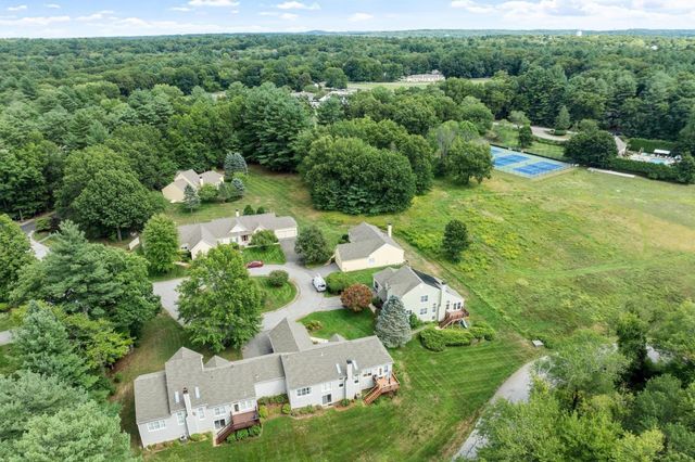 2 Nelson Cir, Bedford, MA 01730