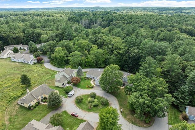 2 Nelson Cir, Bedford, MA 01730