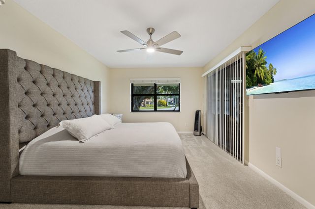 109 Half Moon Circle C, Jupiter, FL 33458