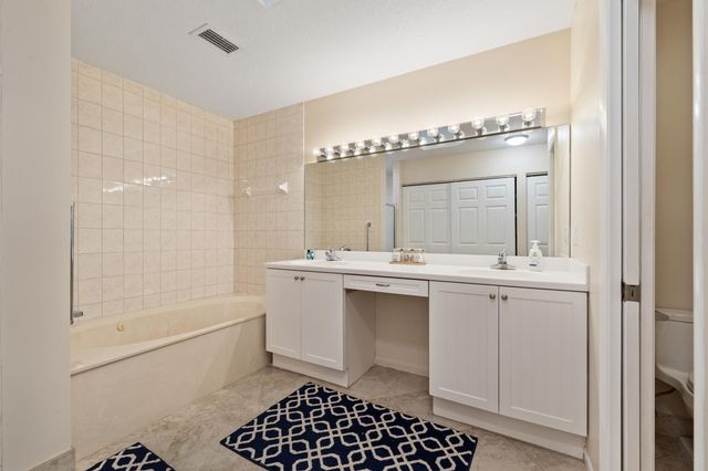 109 Half Moon Circle C, Jupiter, FL 33458