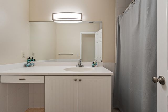 109 Half Moon Circle C, Jupiter, FL 33458