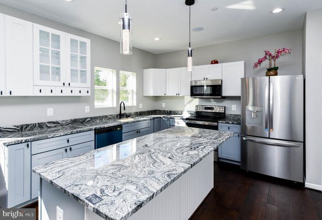 1426 PACIFIC AVE, Capitol Heights, MD 20743