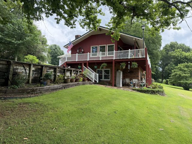 100 Katie Ln, Columbia, TN 38401