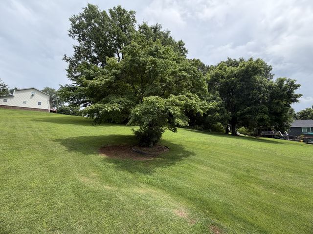 100 Katie Ln, Columbia, TN 38401