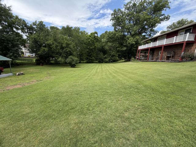 100 Katie Ln, Columbia, TN 38401