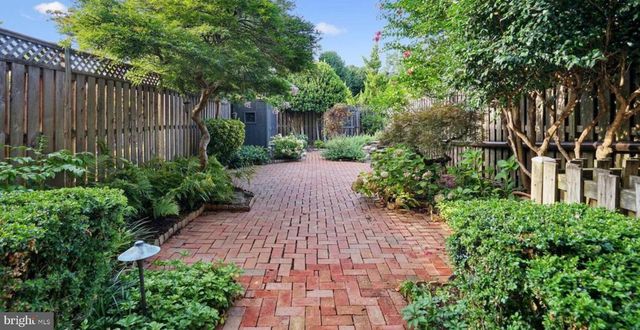 109 PRINCESS ST, Alexandria, VA 22314