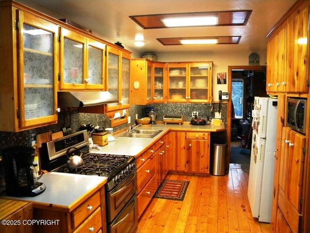 1630 Garden Park Drive, Homer, AK 99603