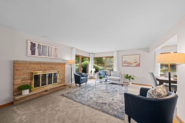 806 S Elm Street, Mount Prospect, IL 60056