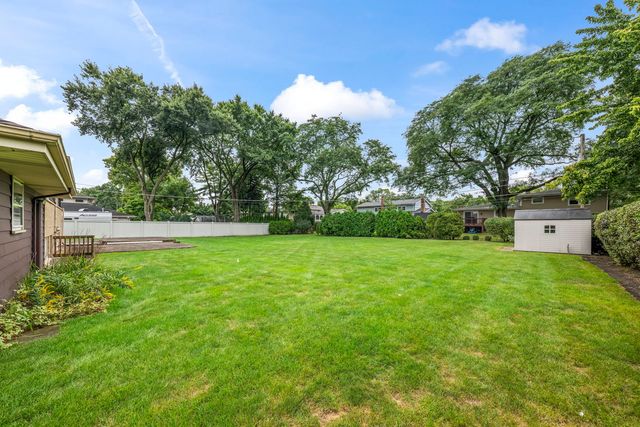 806 S Elm Street, Mount Prospect, IL 60056
