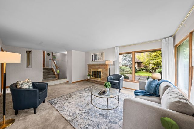 806 S Elm Street, Mount Prospect, IL 60056