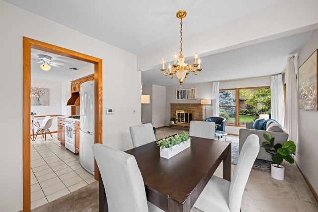 806 S Elm Street, Mount Prospect, IL 60056