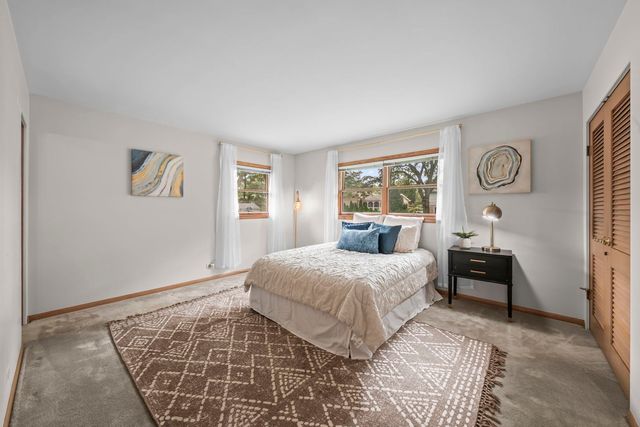 806 S Elm Street, Mount Prospect, IL 60056
