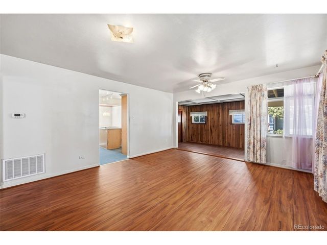 2210 S Irving St, Denver, CO 80219