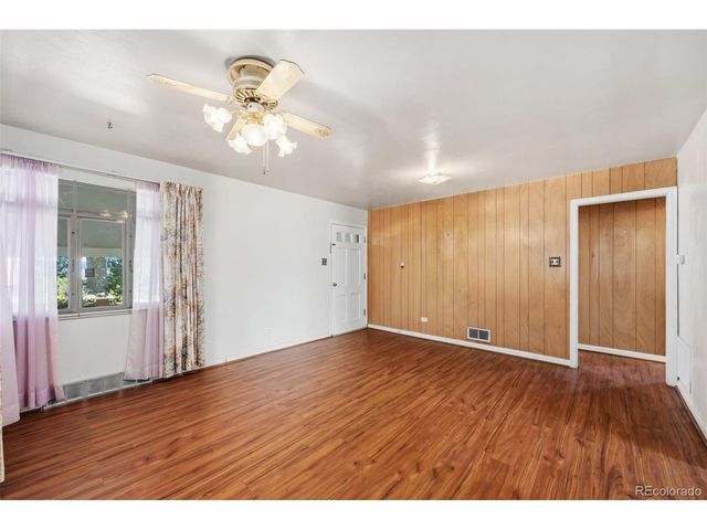 2210 S Irving St, Denver, CO 80219