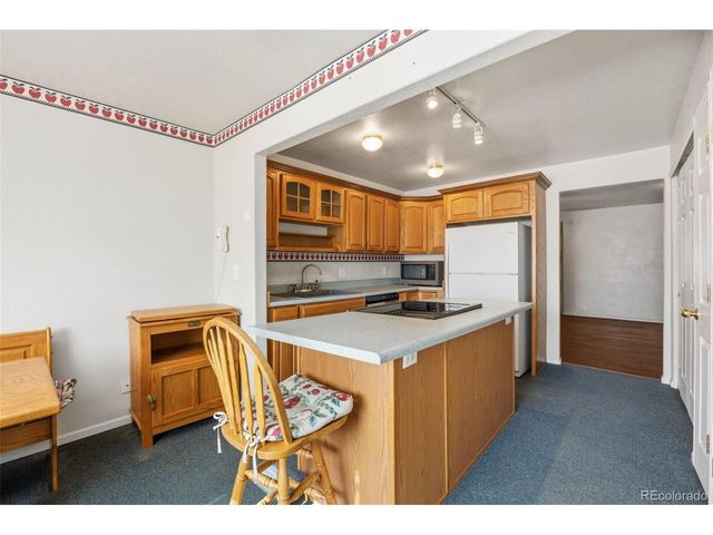 2210 S Irving St, Denver, CO 80219