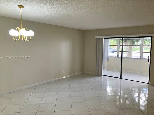 4270 NW 40th Street 103, Lauderdale Lakes, FL 33319