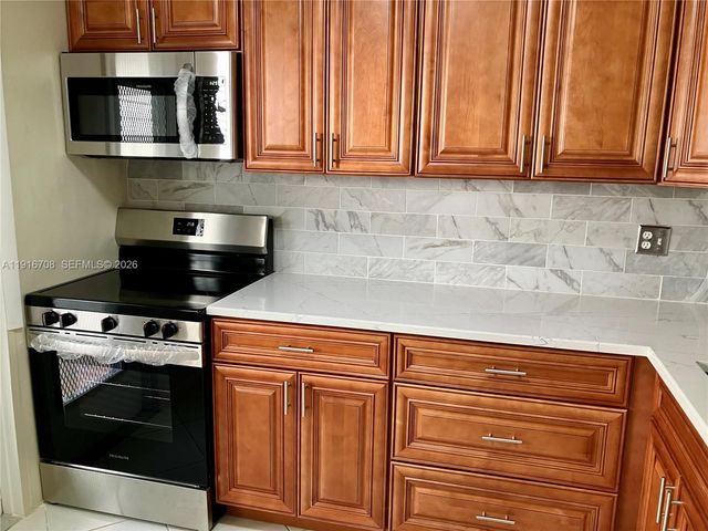 4270 NW 40th Street 103, Lauderdale Lakes, FL 33319