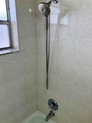 4270 NW 40th Street 103, Lauderdale Lakes, FL 33319
