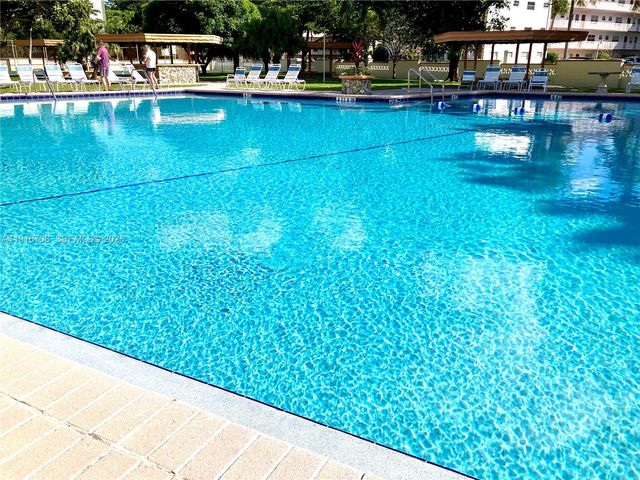 4270 NW 40th Street 103, Lauderdale Lakes, FL 33319