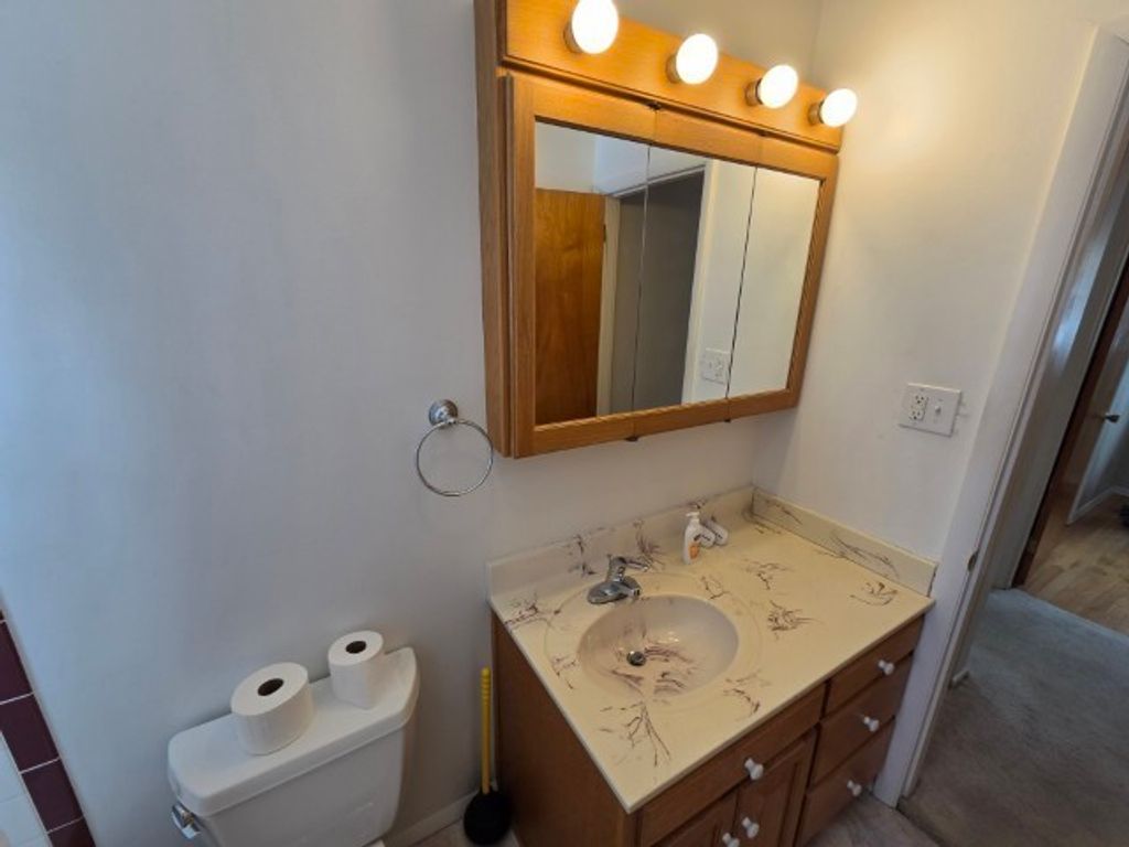 Image 35 of property listing at 2908 Jamison Boulevard, Mt Vernon, IL 62864