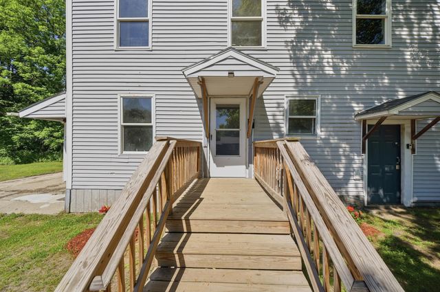 35 South Street, Claremont, NH 03743