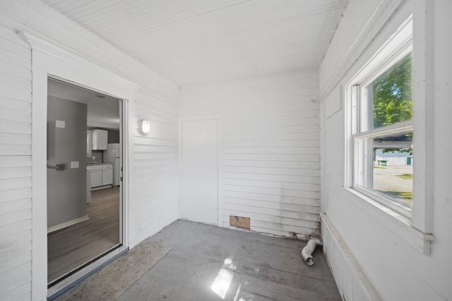 35 South Street, Claremont, NH 03743