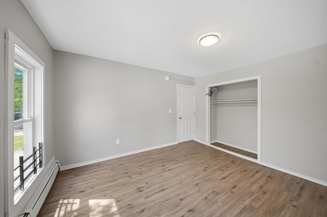 35 South Street, Claremont, NH 03743