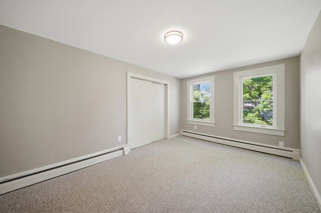 35 South Street, Claremont, NH 03743