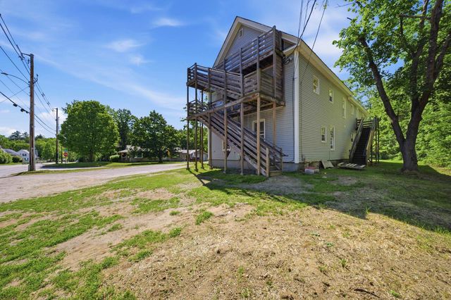 35 South Street, Claremont, NH 03743