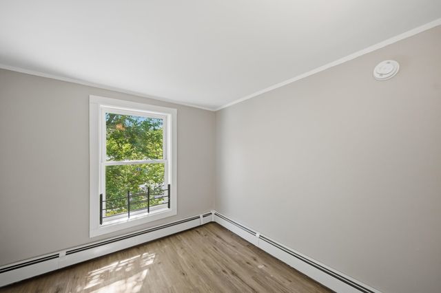 35 South Street, Claremont, NH 03743