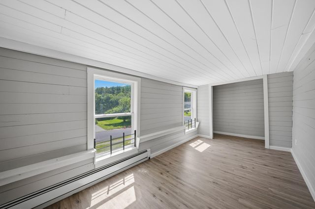 35 South Street, Claremont, NH 03743