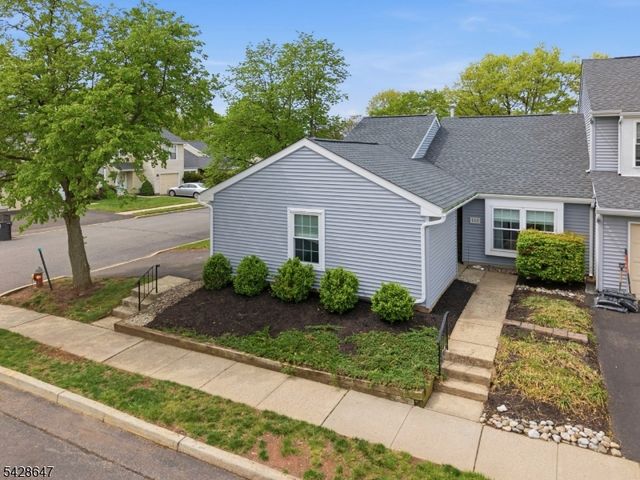 115 Wisbech Pl, Franklin Twp., NJ 08873