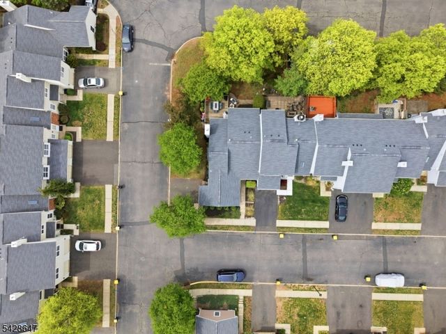 115 Wisbech Pl, Franklin Twp., NJ 08873