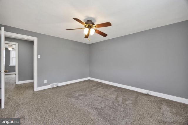 317 WESTBROOK DR, Clifton Heights, PA 19018