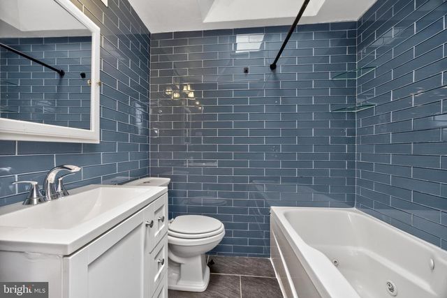 317 WESTBROOK DR, Clifton Heights, PA 19018