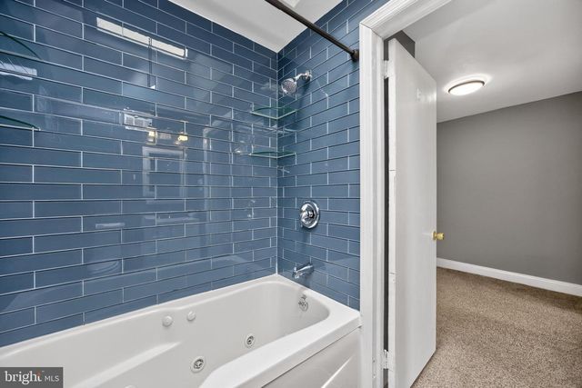 317 WESTBROOK DR, Clifton Heights, PA 19018