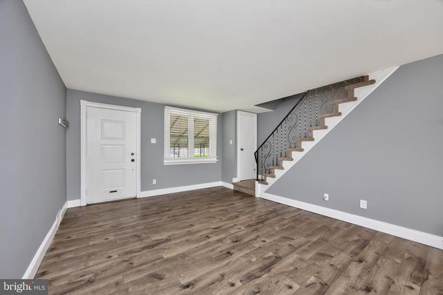 317 WESTBROOK DR, Clifton Heights, PA 19018