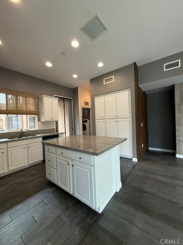 422 W Route 66 1, Glendora, CA 91740