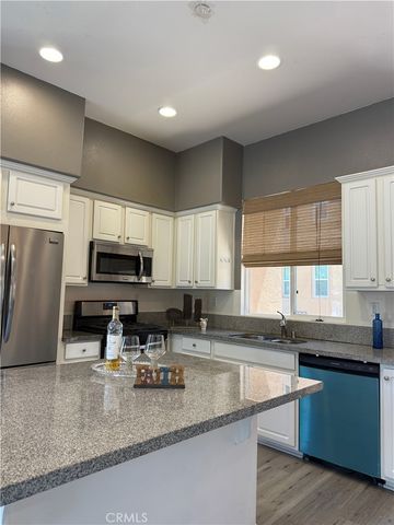 422 W Route 66 1, Glendora, CA 91740