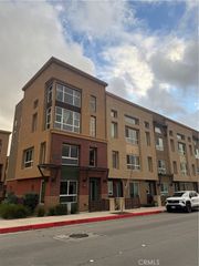 422 W Route 66 1, Glendora, CA 91740