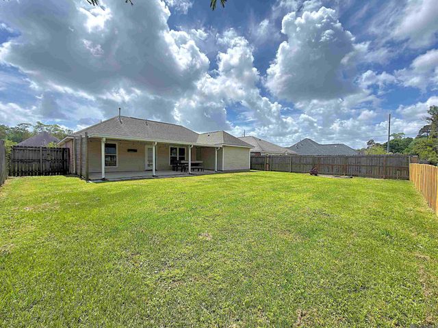 23765 Southpoint Dr, Denham Springs, LA 70726