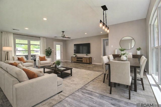 23765 Southpoint Dr, Denham Springs, LA 70726